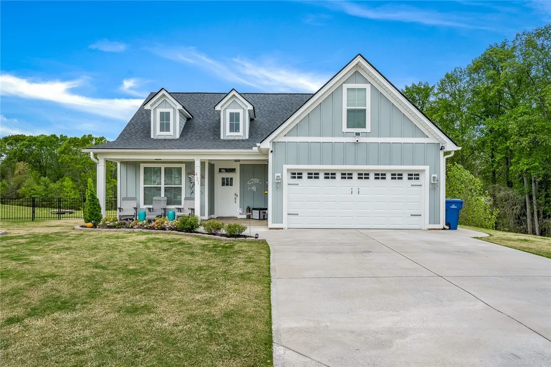 421 Saybrooke Lane
