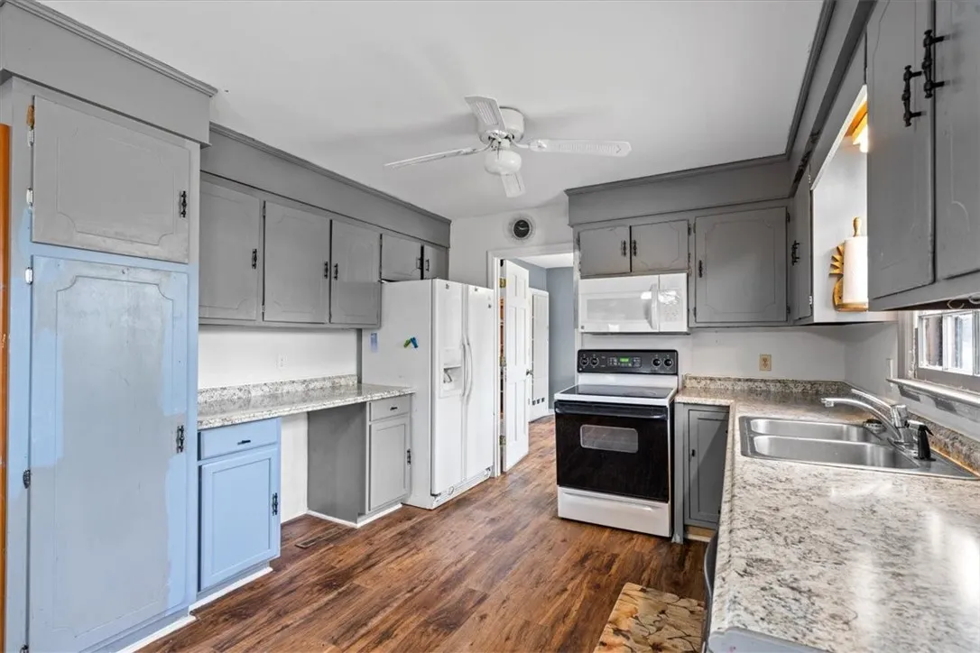 Property image 4 at 110 Queen Street, Seneca, SC 29678