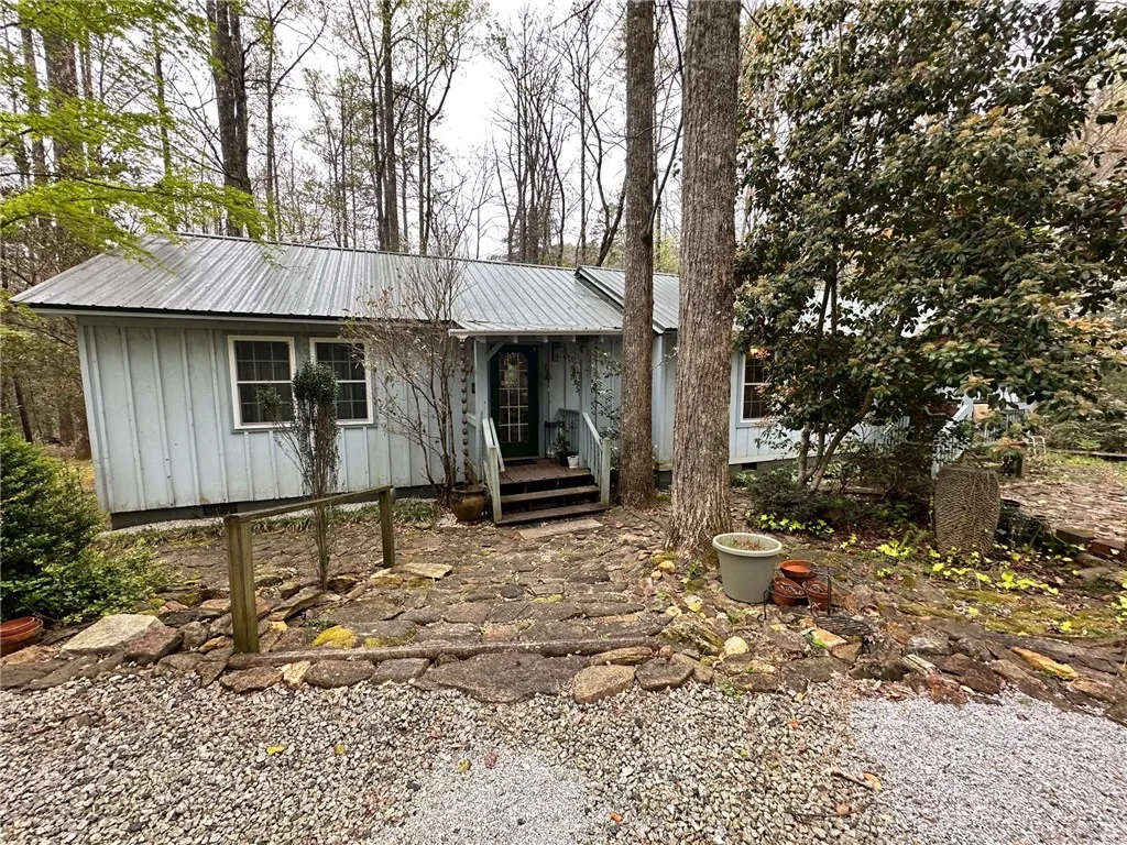746 Chattooga Lake Road