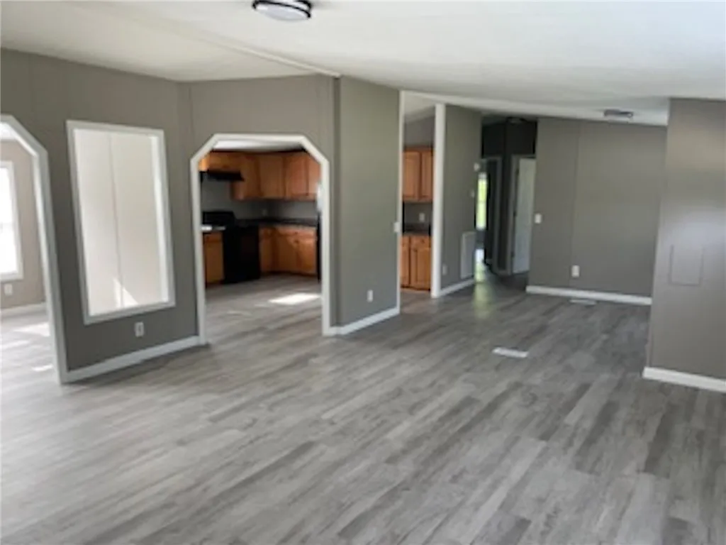 Property image 4 at 128 Sue Ella Court, Townville, SC 29689