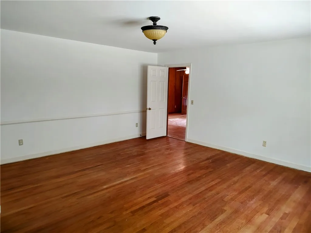 Property image 5 at 207 Holden Drive, Clemson, SC 29631