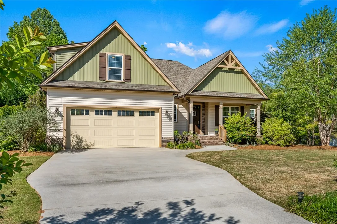 Property image 2 at 305 Edens Ridge Drive, Six Mile, SC 29682