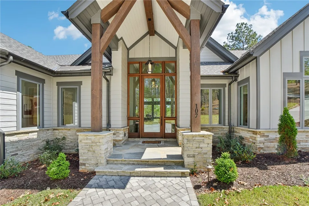 Property image 5 at 107 Promontory Court, Six Mile, SC 29682