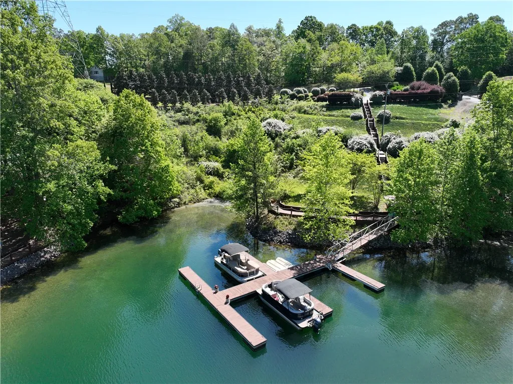 Property image 3 at 1 Kitty Hawk Lane, Six Mile, SC 29682