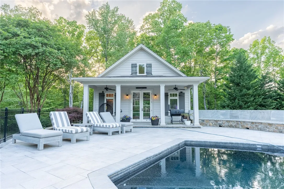 Property image 3 at 120 Waterford Farms Lane, Seneca, SC 29672