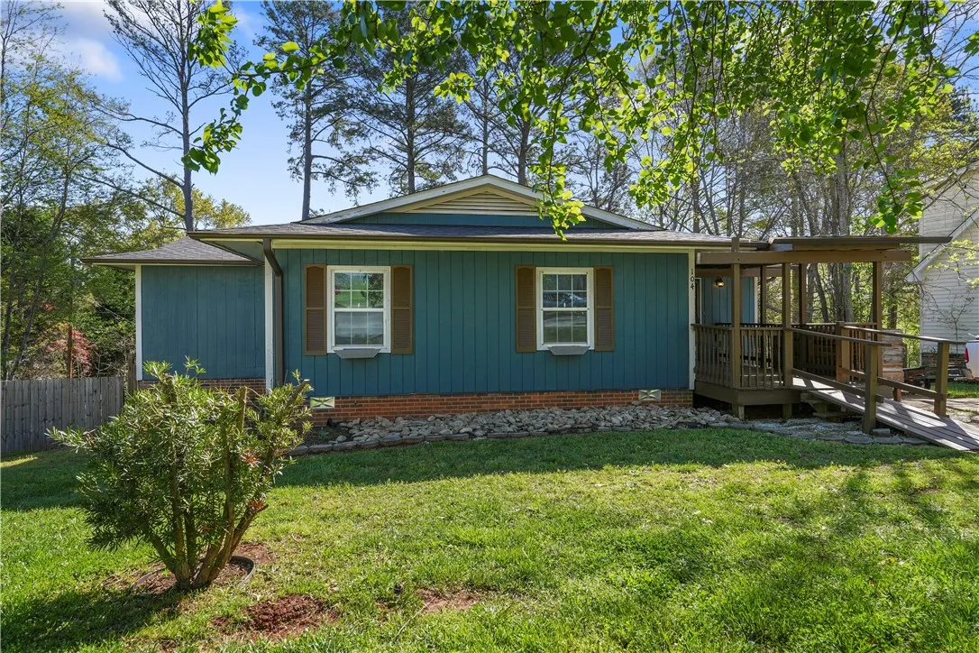 Property image 2 at 104 Sherry Lane, Easley, SC 29640