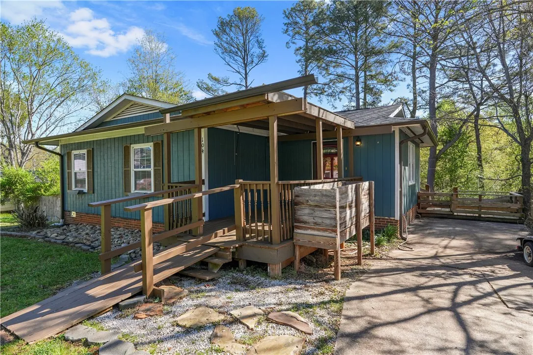 Property image 4 at 104 Sherry Lane, Easley, SC 29640