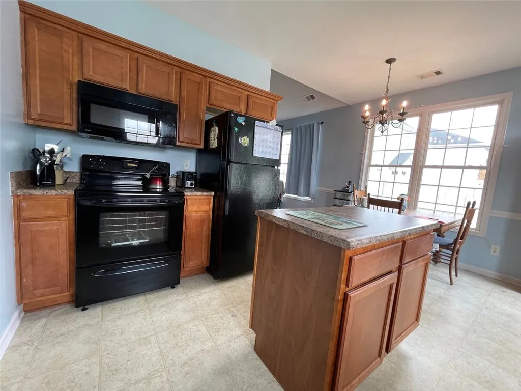 Property image 3 at 108 Elmhurst Lane, Anderson, SC 29621