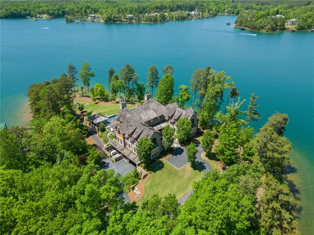 132 Mountain Shore Trail