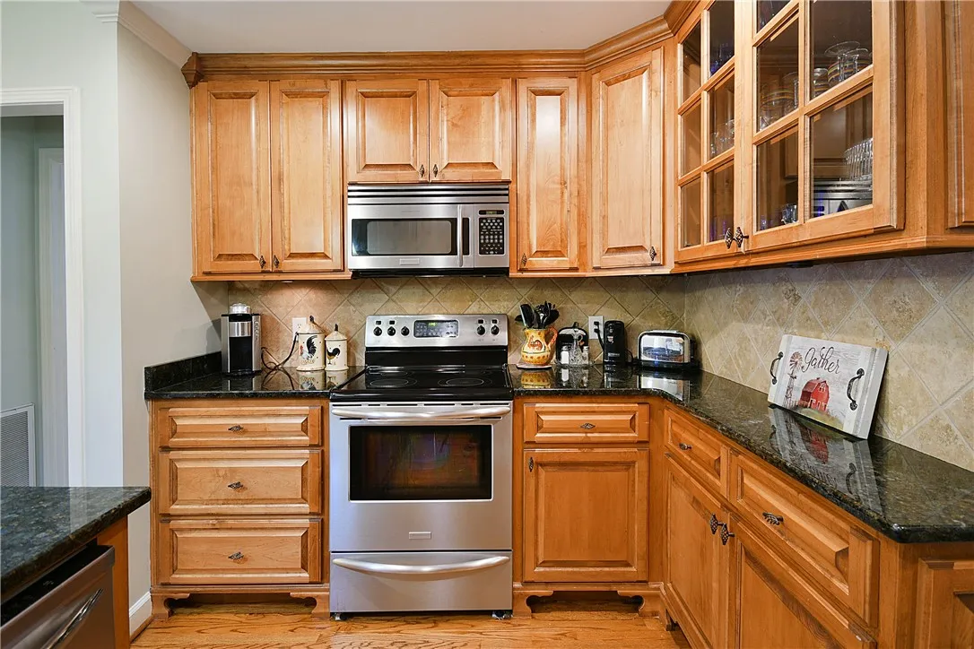 Property image 2 at 103 Stonewall Court, Easley, SC 29642