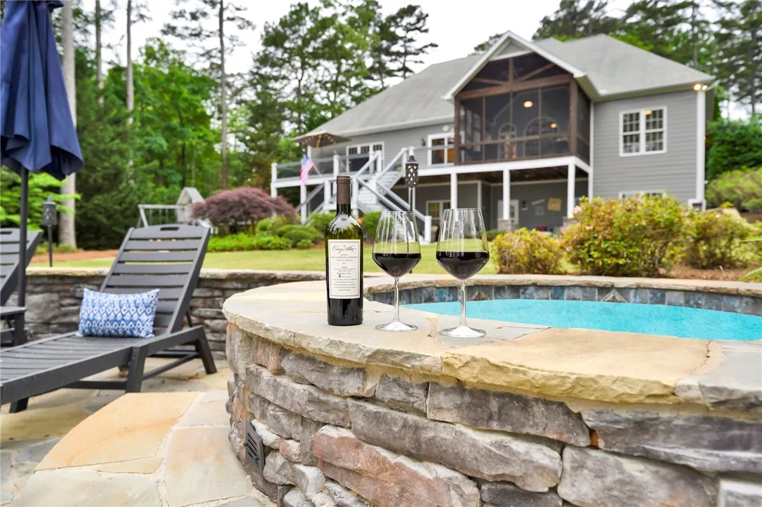 Property image 4 at 145 Abaco Lane, Seneca, SC 29672