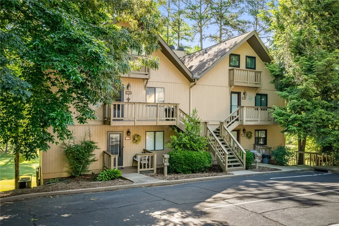 800 Captains Cove Court