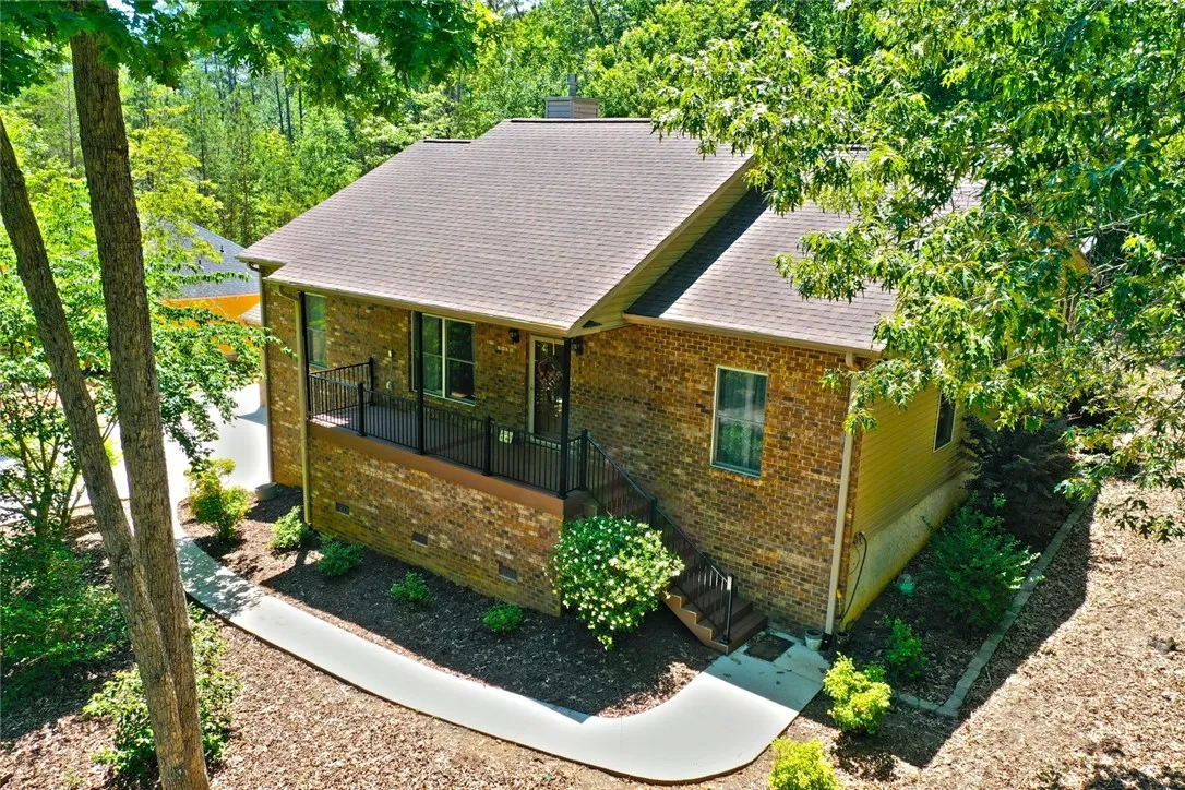 Property image 2 at 609 Keowee Bay Circle, Salem, SC 29676