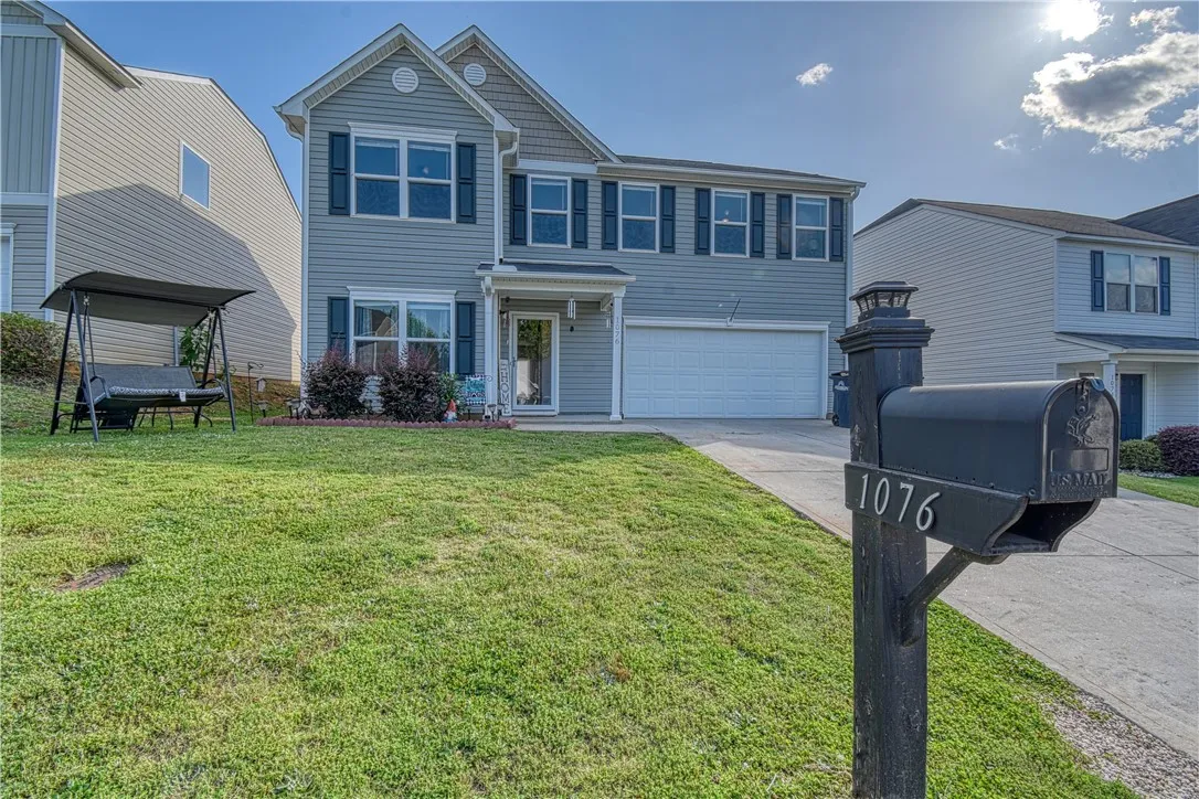 Property image 2 at 1076 Edenbrooke Circle, Anderson, SC 29621