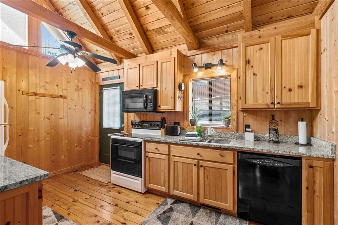 Property image 4 at 144A Harbour Pointe, Six Mile, SC 29682