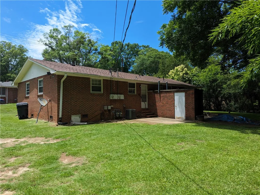 Property image 2 at 306 Wildwood Drive, Anderson, SC 29621