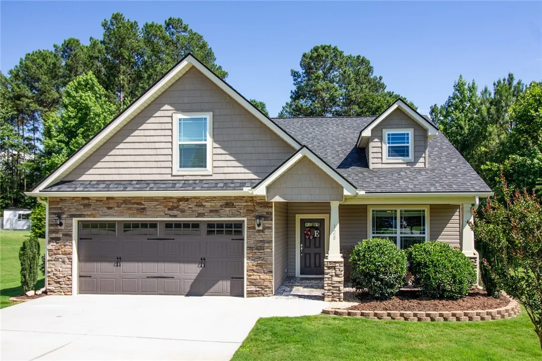 128 Rock Moss Drive