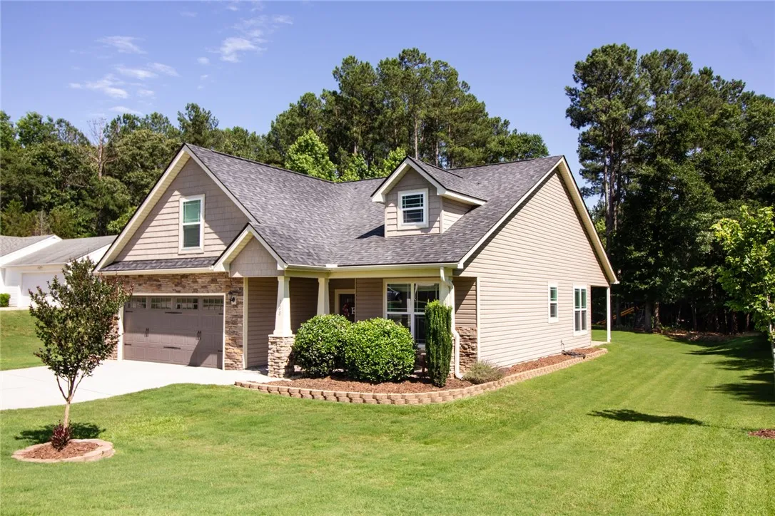 Property image 2 at 128 Rock Moss Drive, Williamston, SC 29697