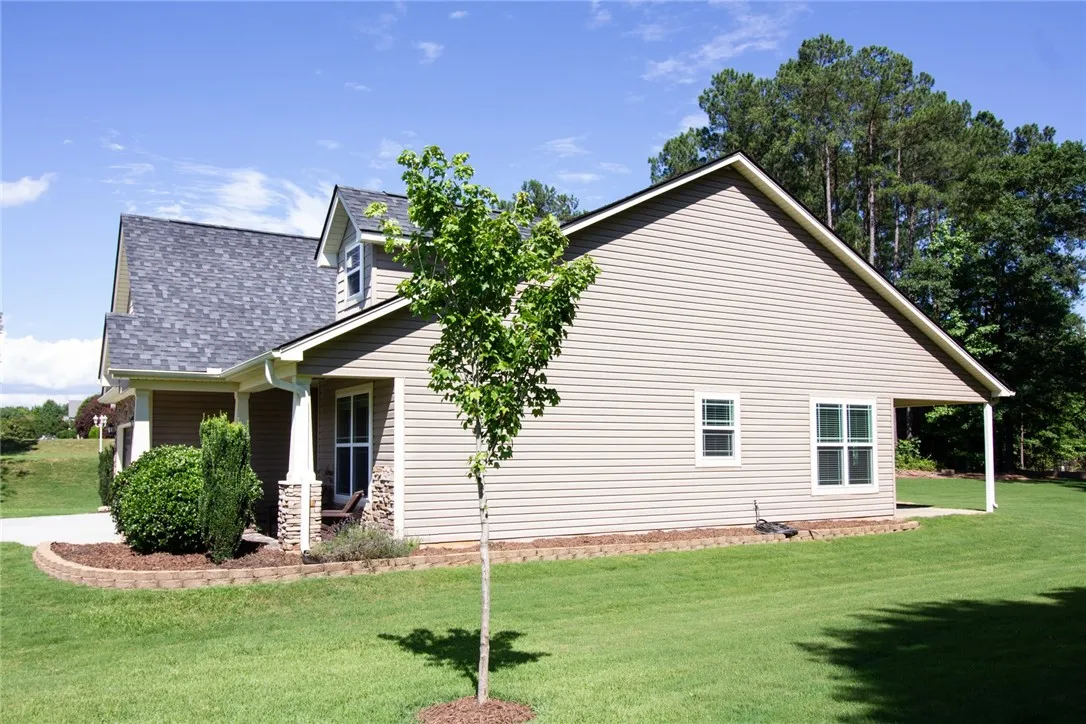 Property image 3 at 128 Rock Moss Drive, Williamston, SC 29697