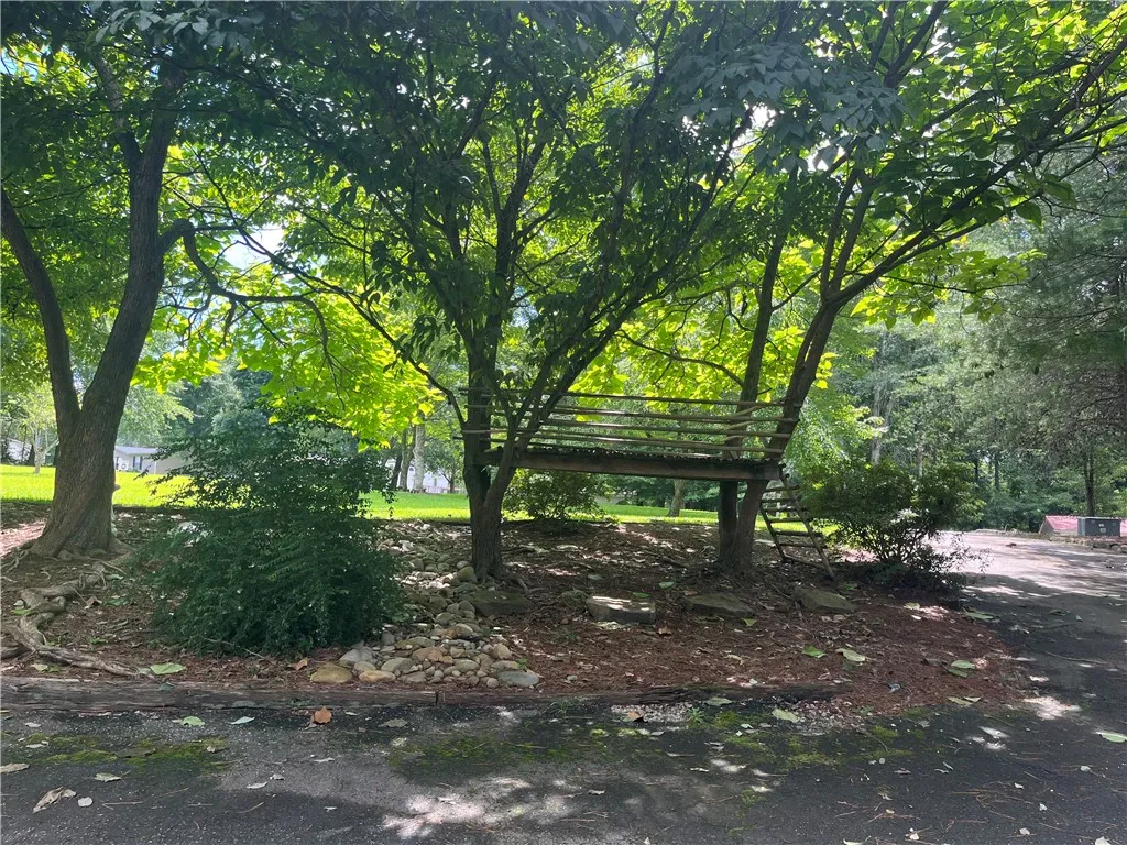 Property image 5 at 23018 Mcdonald Point Road, Seneca, SC 29672