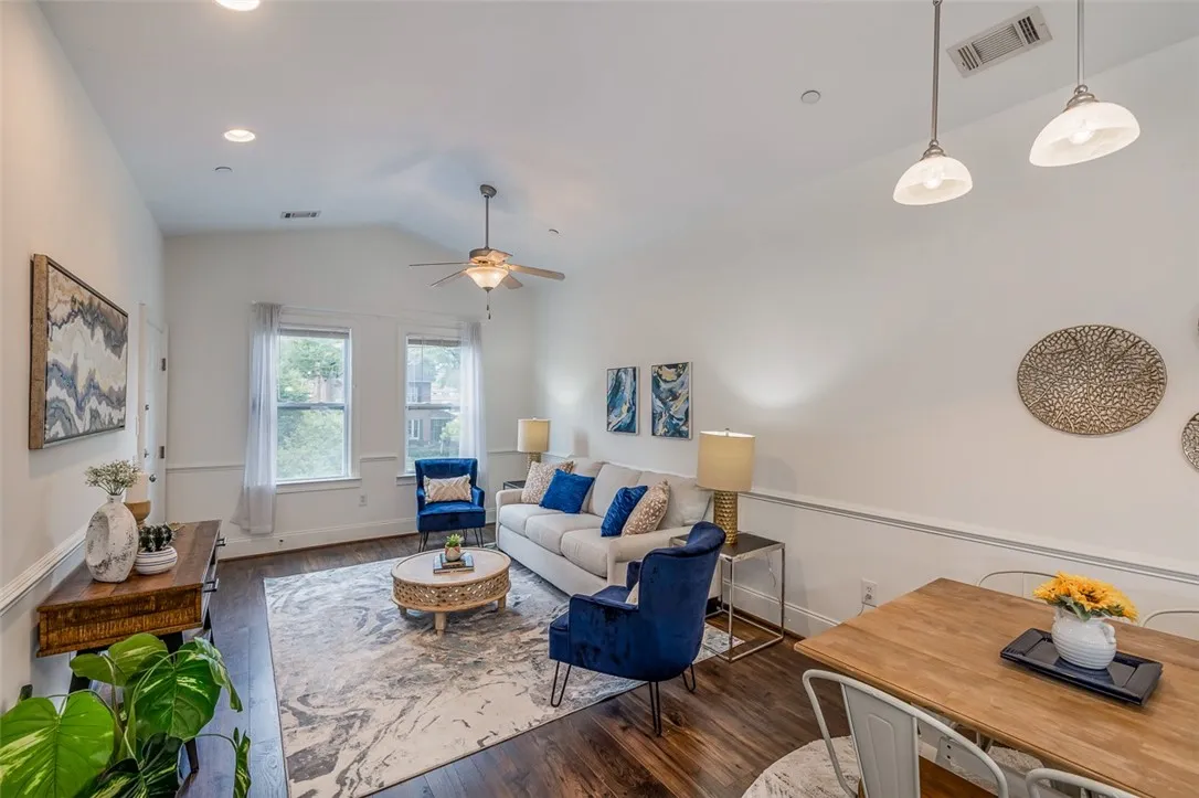 Property image 3 at 204 E Park Avenue, Greenville, SC 29601