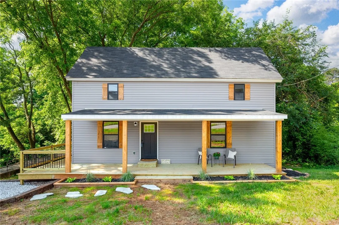 Property image 3 at 12 Front Street, Pelzer, SC 29669