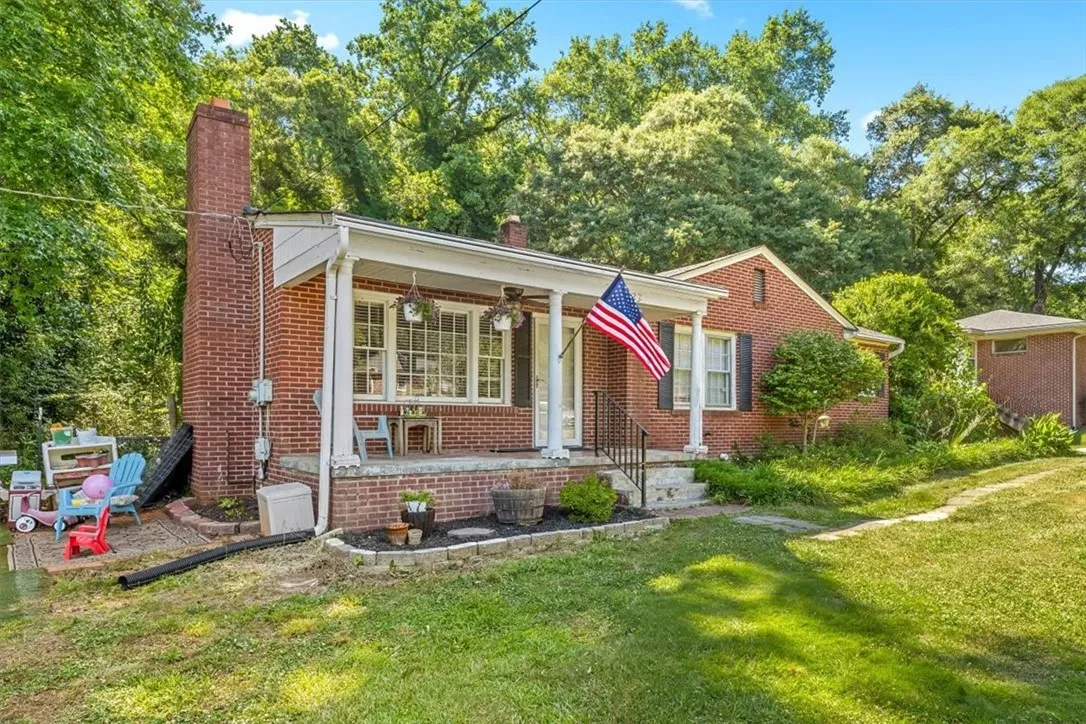 Property image 2 at 522 Forest Lane, Belton, SC 29627