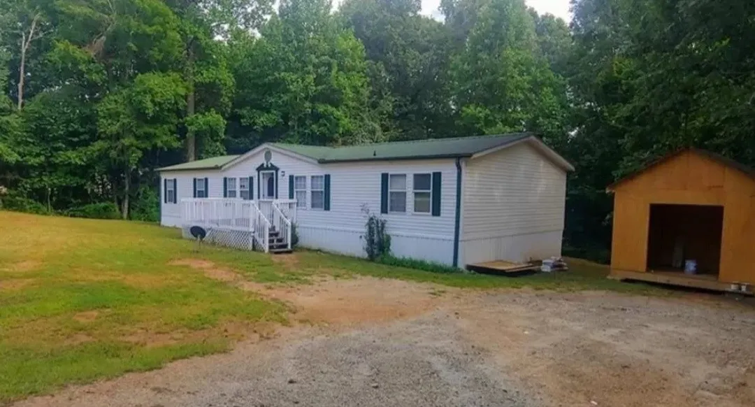 Property image 2 at 121 Breezewood Terrace, Westminster, SC 29693
