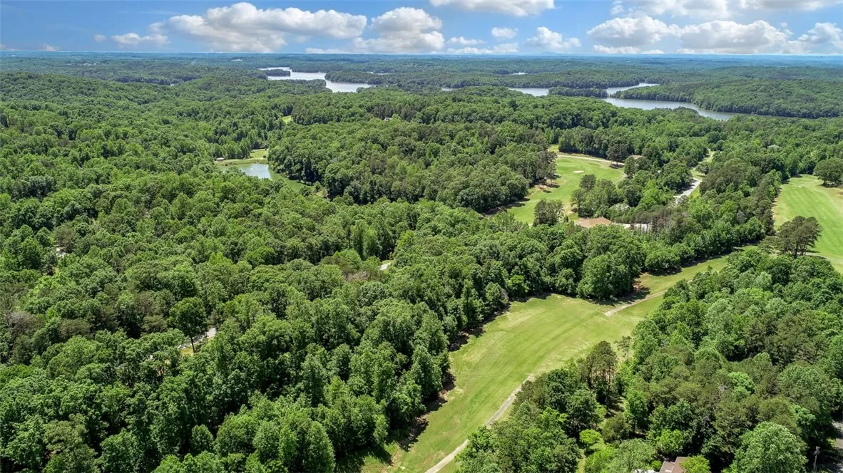 Property image 2 at 118 N Foxglove Road, Westminster, SC 29693