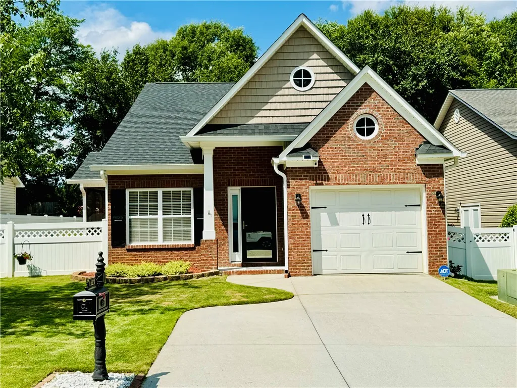 Property image 2 at 127 Abigail Lane, Anderson, SC 29621
