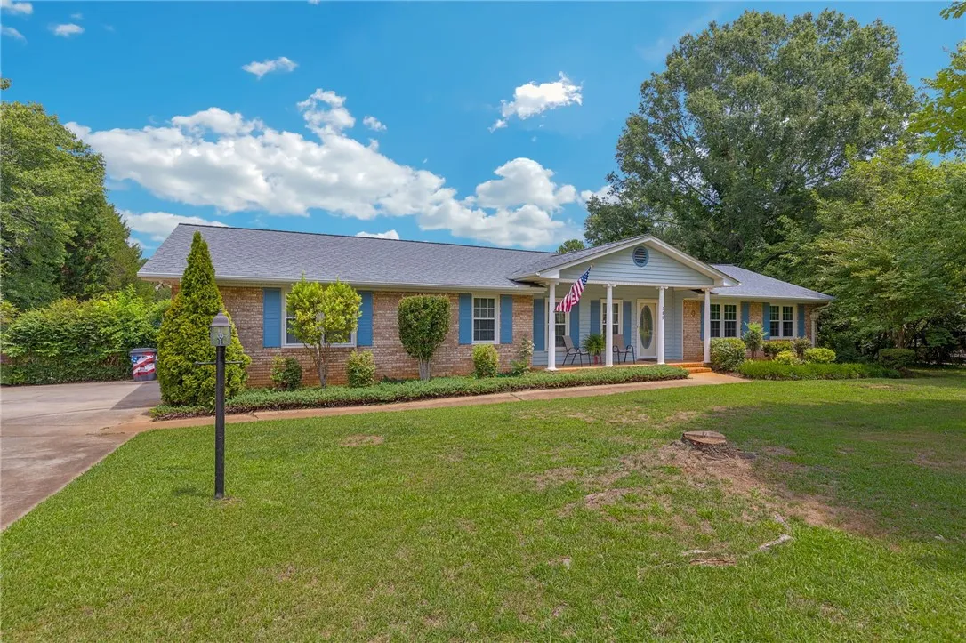 Property image 3 at 305 Maria Drive, Anderson, SC 29625