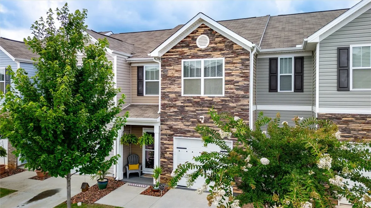Property image 4 at 104 Southridge Court, Easley, SC 29642