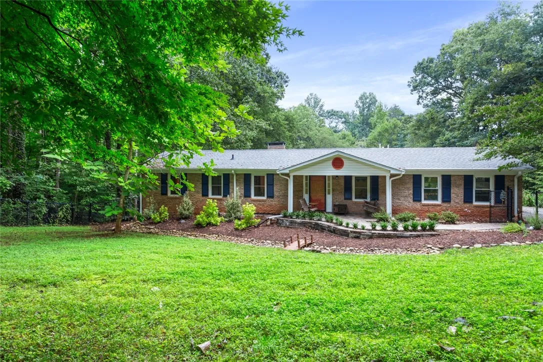 633 Springwood Drive