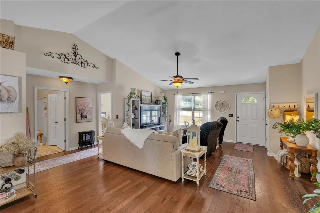 Property image 5 at 204 Rivers Edge, Easley, SC 29642