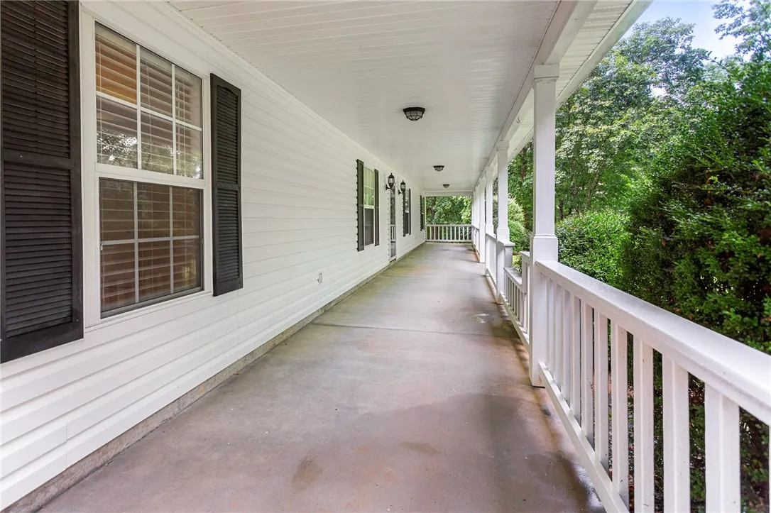 Property image 5 at 208 Brookside Drive, Westminster, SC 29693