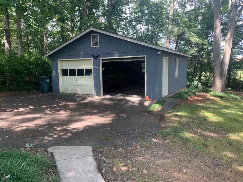 Property image 5 at 211 Heather Drive, Clemson, SC 29630