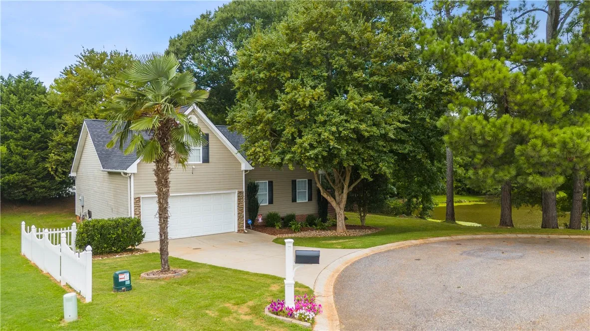 Property image 3 at 127 Ashwood Lane, Anderson, SC 29625