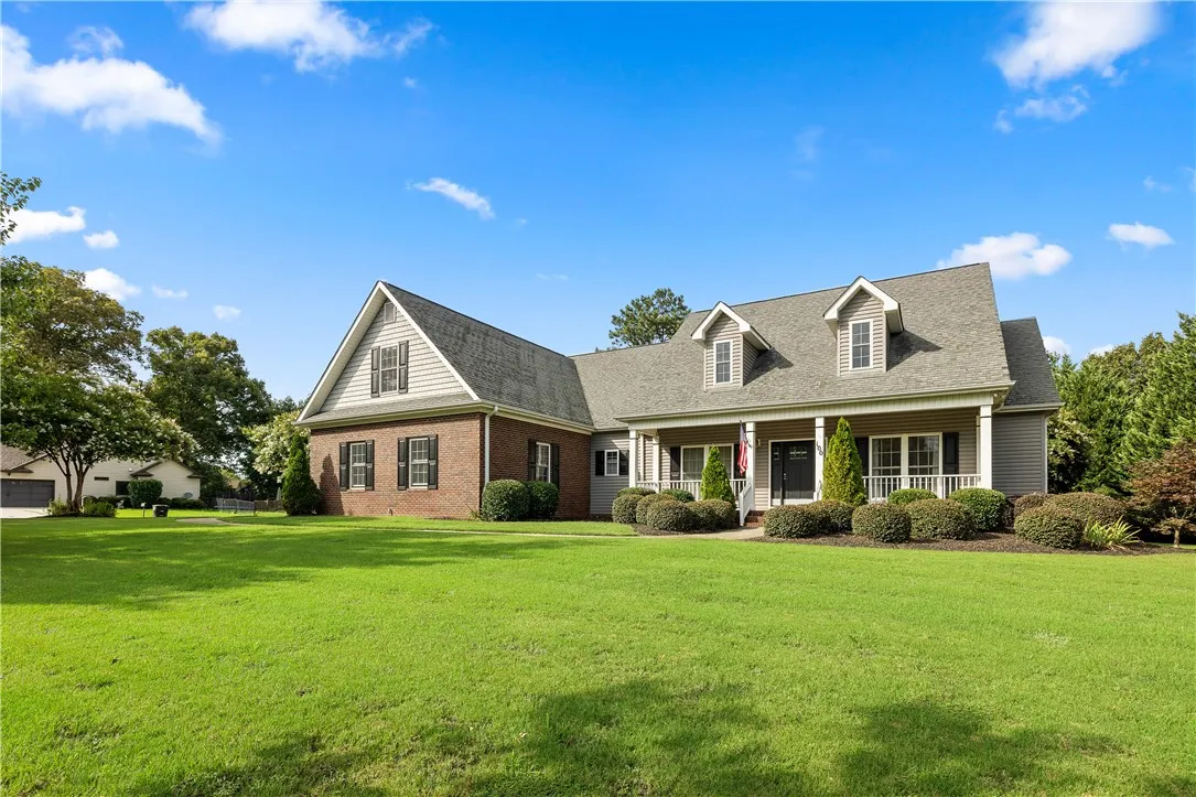100 Scottlyn Court