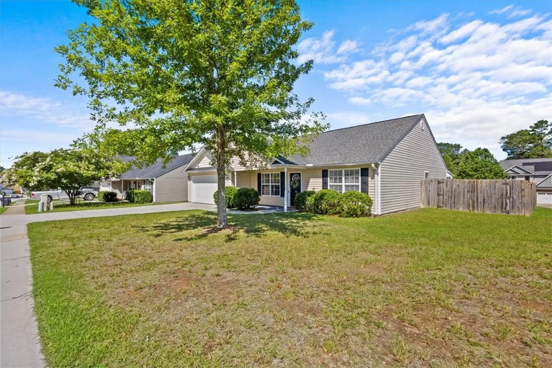 Property image 3 at 100 Apa Way, Greenville, SC 29611