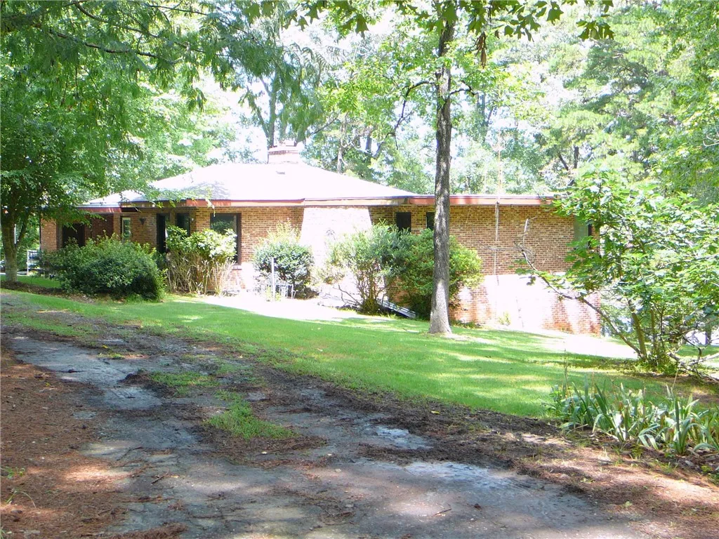 1405 Shirley Drive