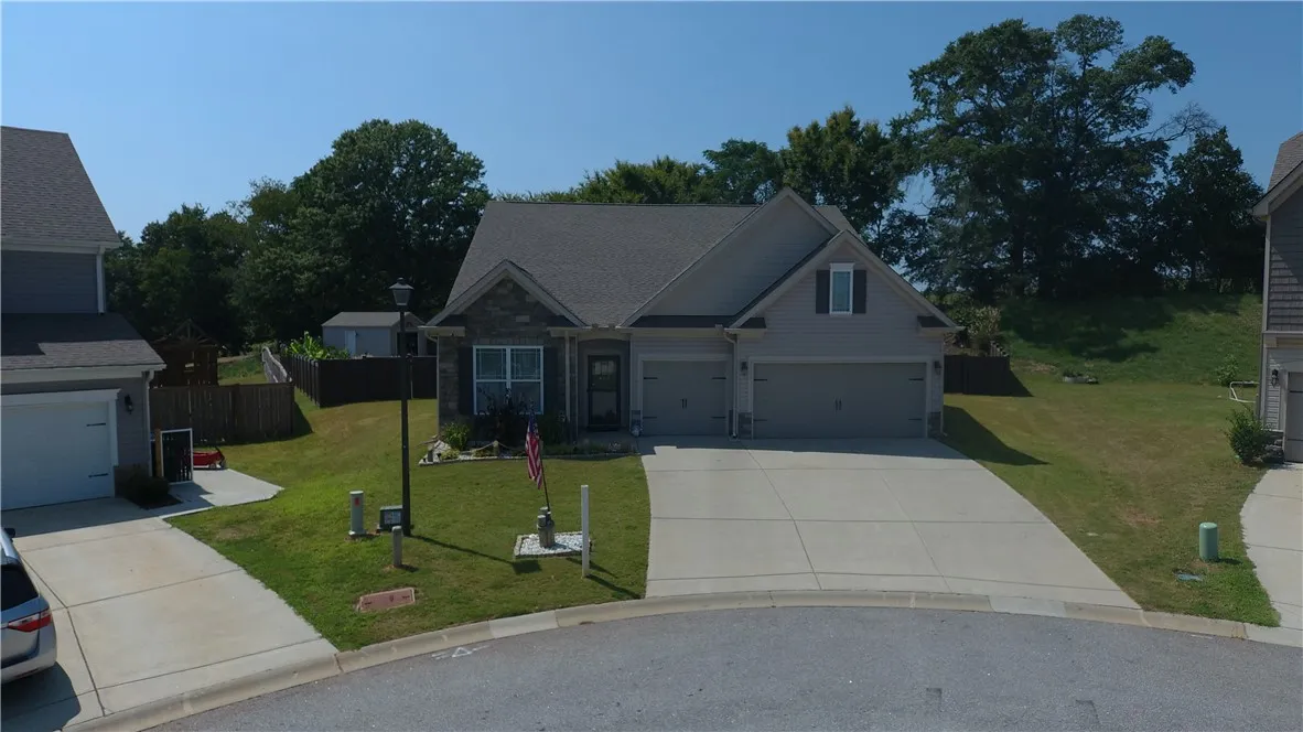 Property image 3 at 407 Willow Grove Way, Anderson, SC 29621