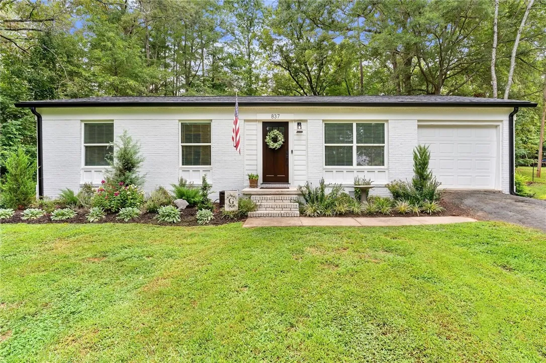 837 Andover Drive