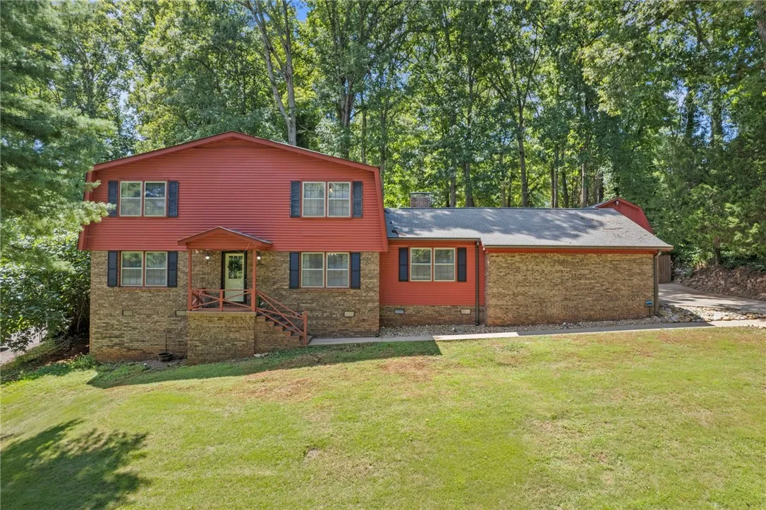 Property image 1 at 203 Timberlake Road, Anderson, SC 29625