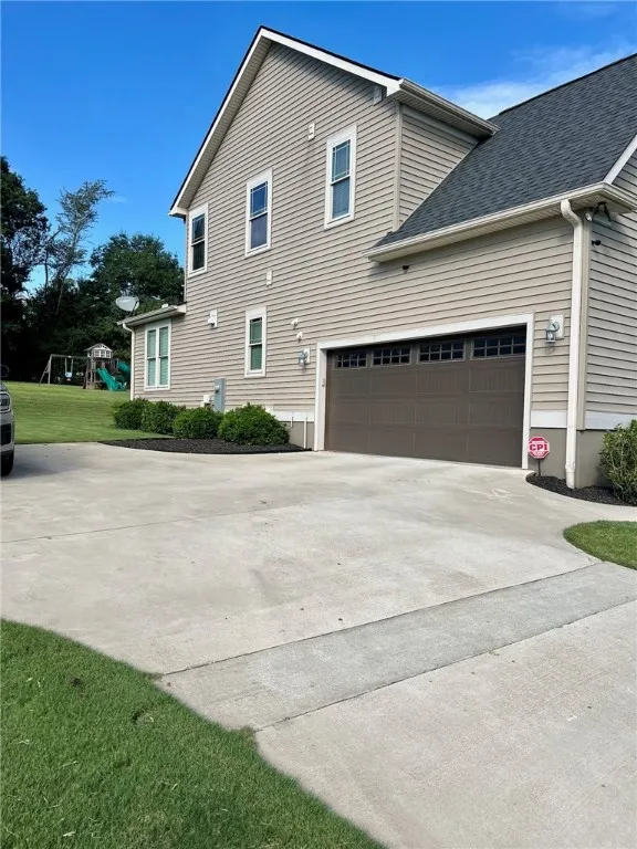 Property image 5 at 1000 Carlisle Place, Anderson, SC 29621