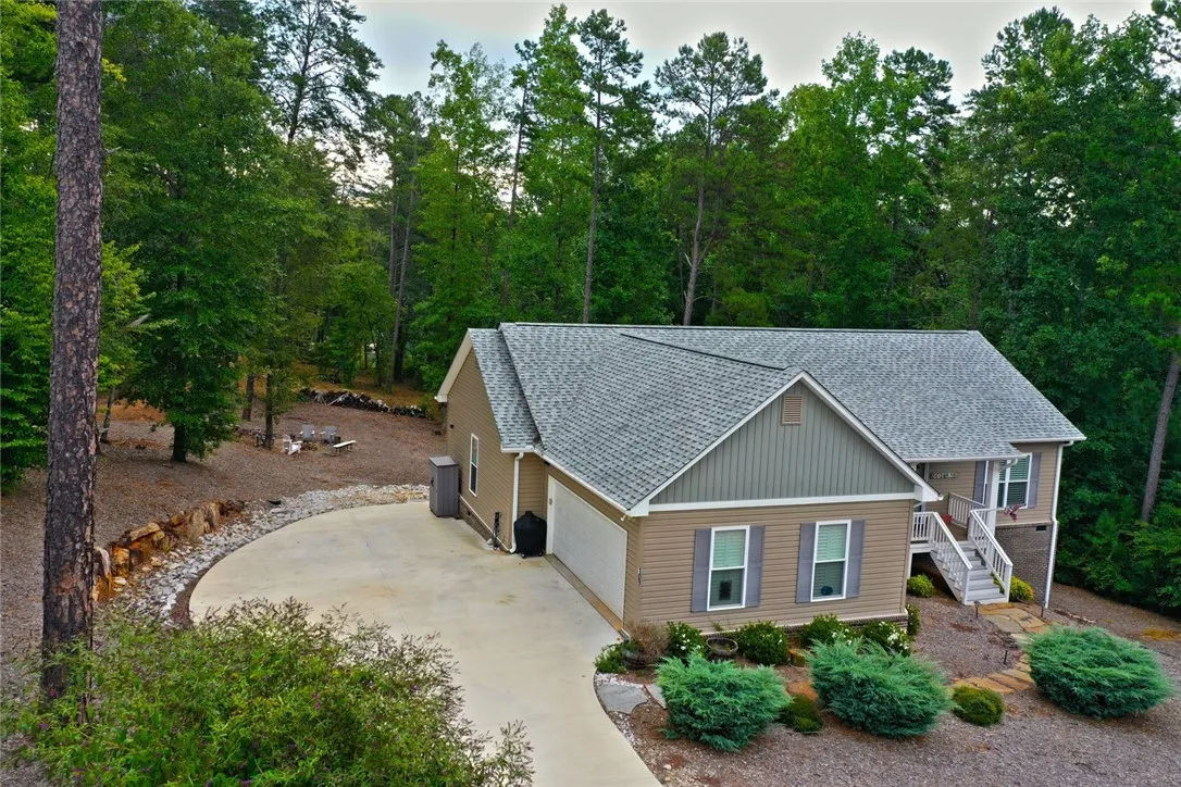 Property image 2 at 109 Palmetto Pointe Drive, Salem, SC 29676