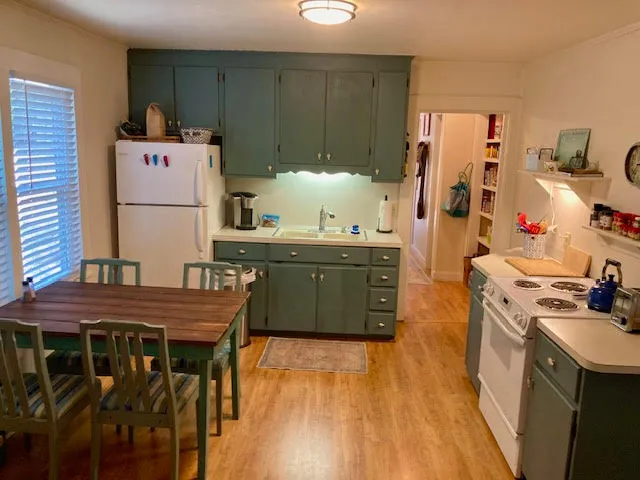 Property image 2 at 637 N Lake Drive, Salem, SC 29676