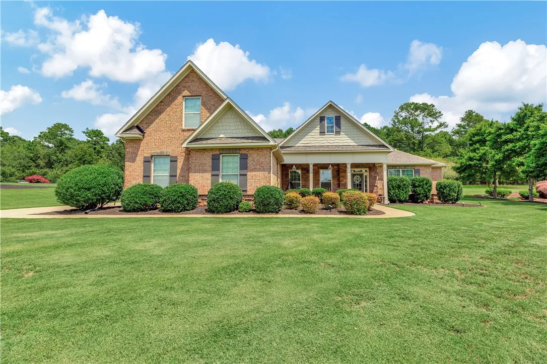 211 Vining Crossing
