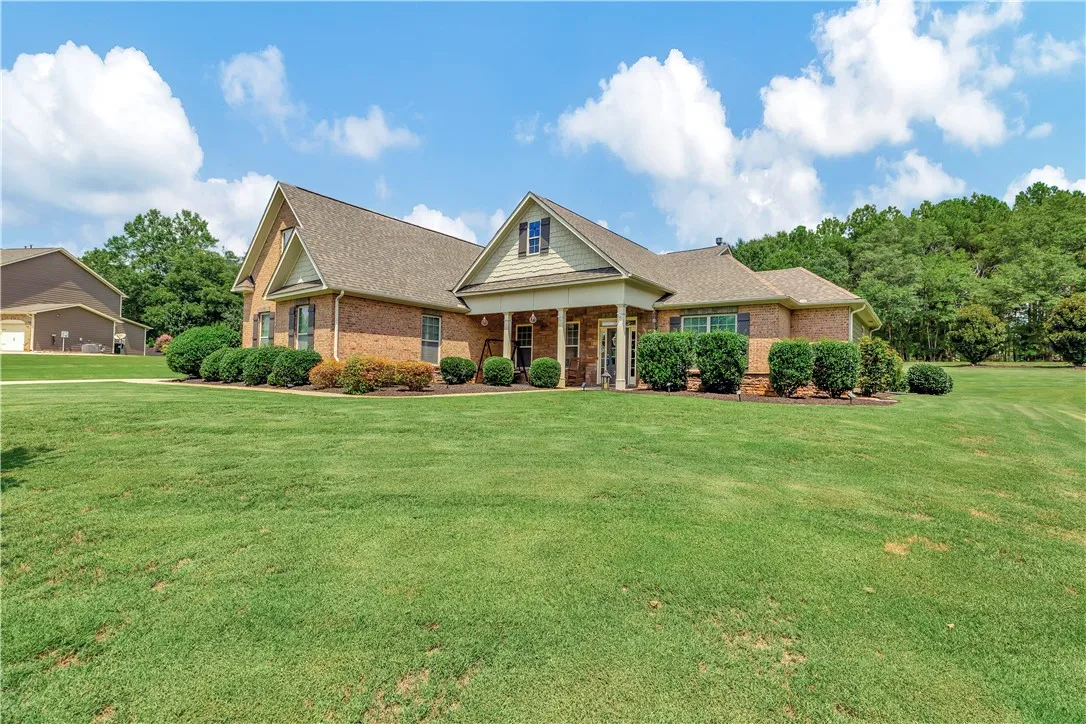 Property image 3 at 211 Vining Crossing, Belton, SC 29627