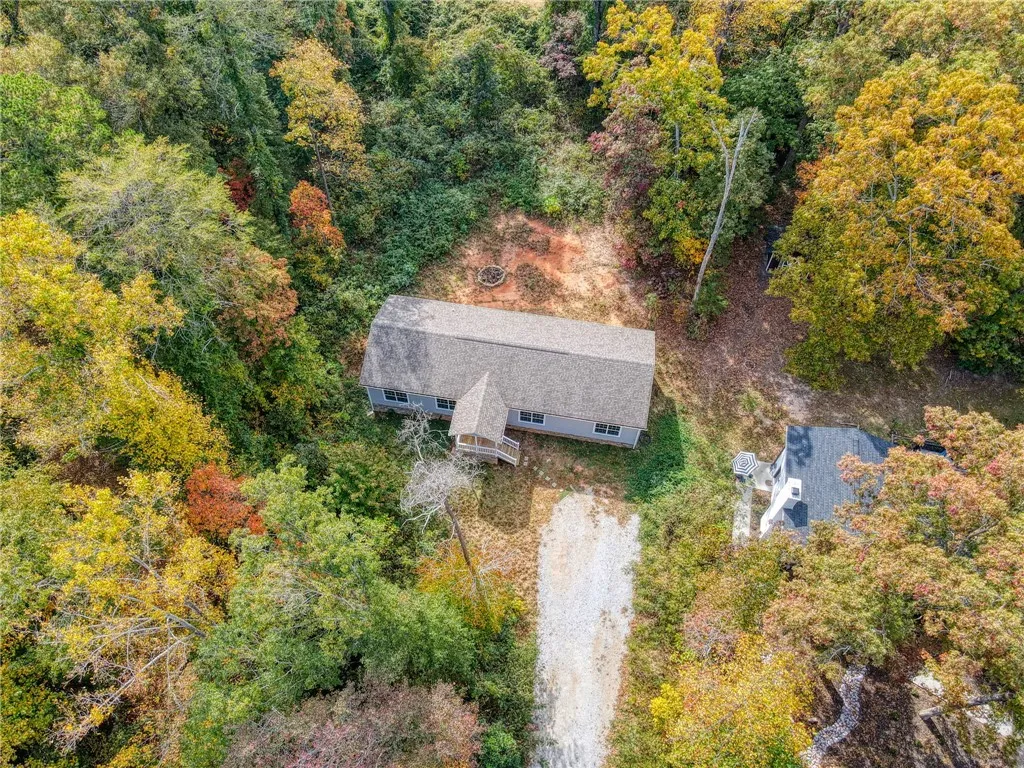 Property image 3 at 417 Indian Trail, Taylors, SC 29687