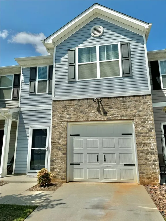 Property image 3 at 108 Southridge Court, Easley, SC 29642
